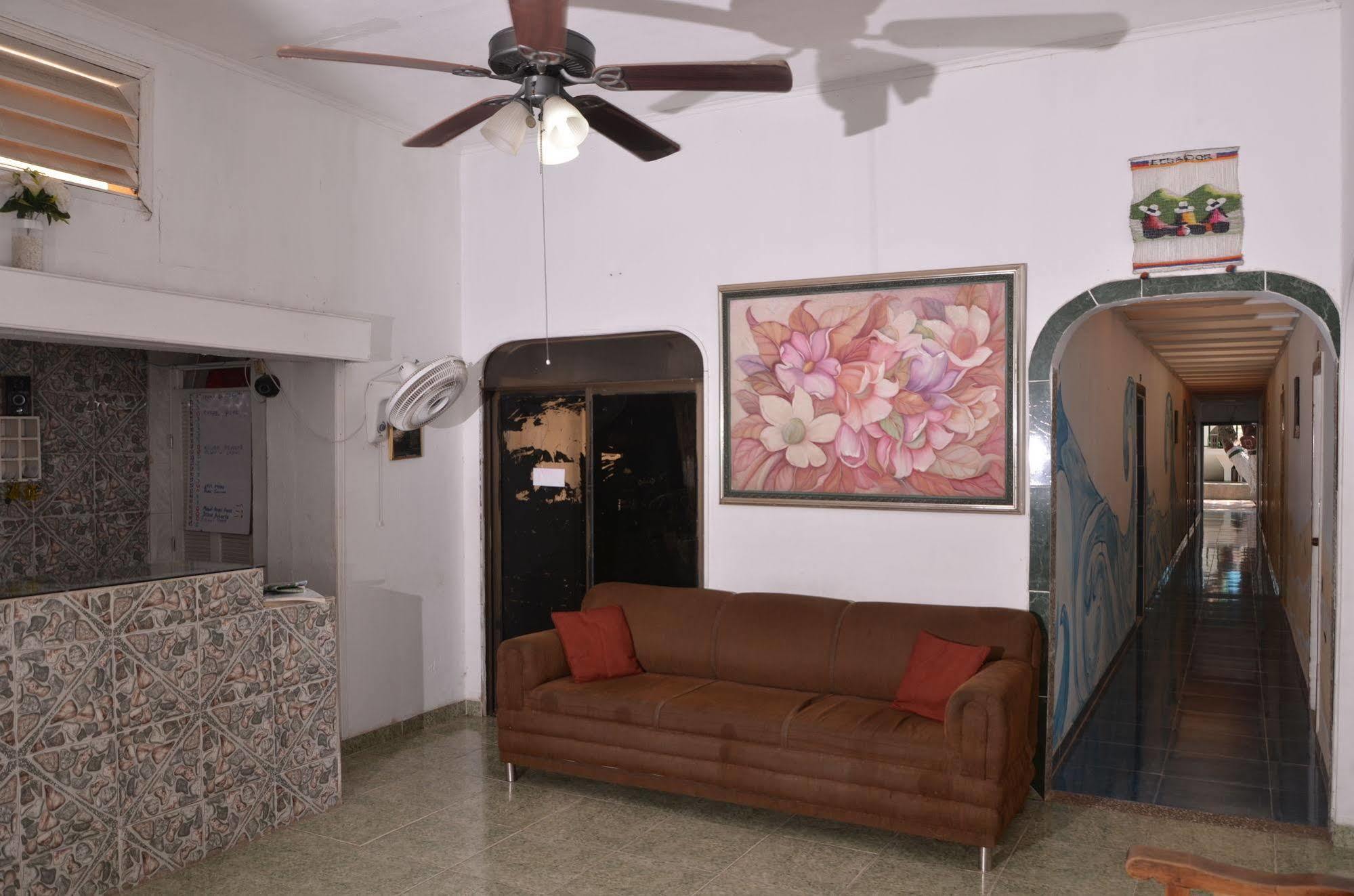 Hotel Vargas Airport Cartagena Exteriér fotografie