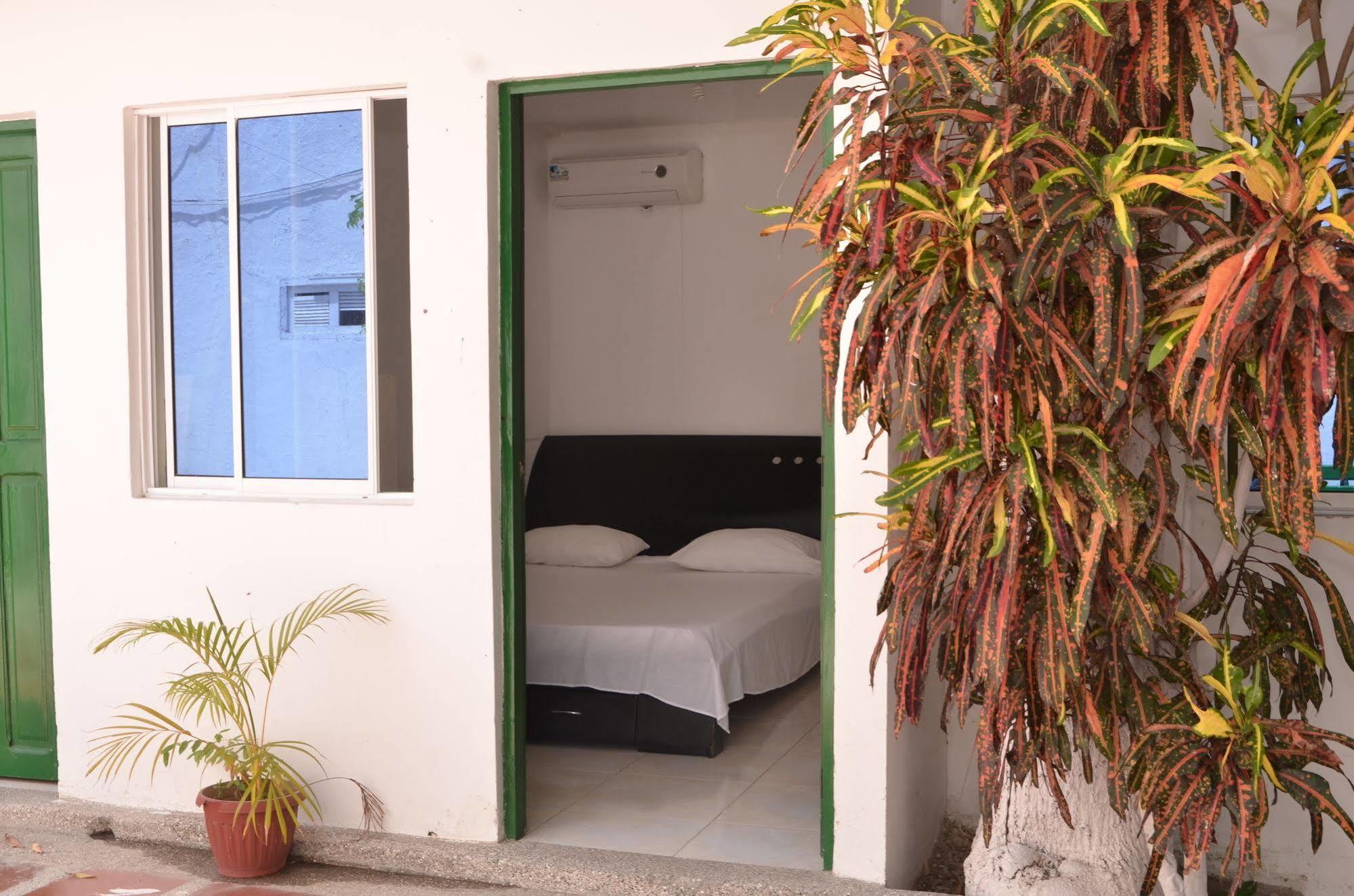Hotel Vargas Airport Cartagena Exteriér fotografie